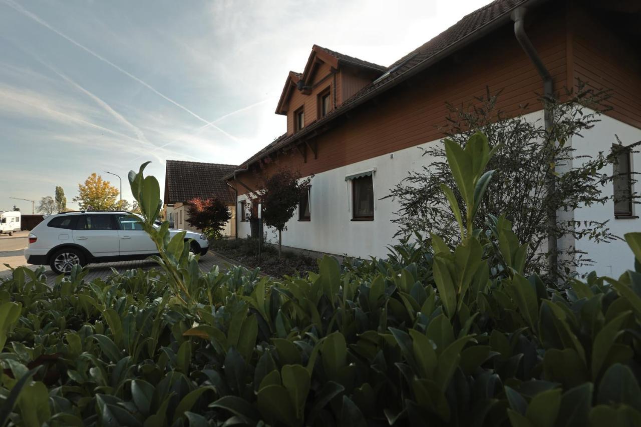 Pension Zum Paradies Harthausen  Exterior photo